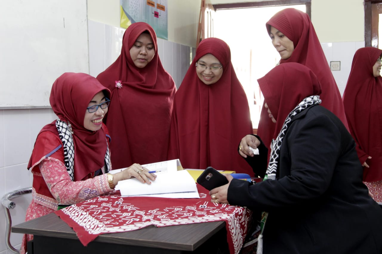 SMA Ar-Rohmah Putri Malang Raih Akreditasi A